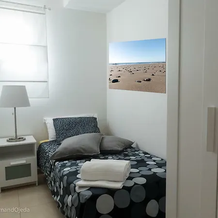 First Line Seaside Apartmán *